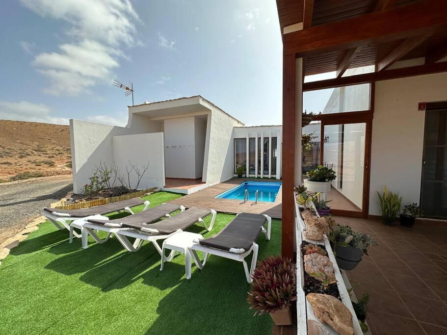 Private Villa With Pool In The Mountains Pájara Extérieur photo