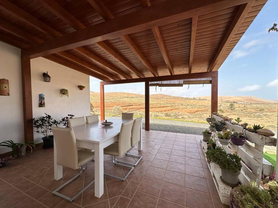 Private Villa With Pool In The Mountains Pájara Extérieur photo