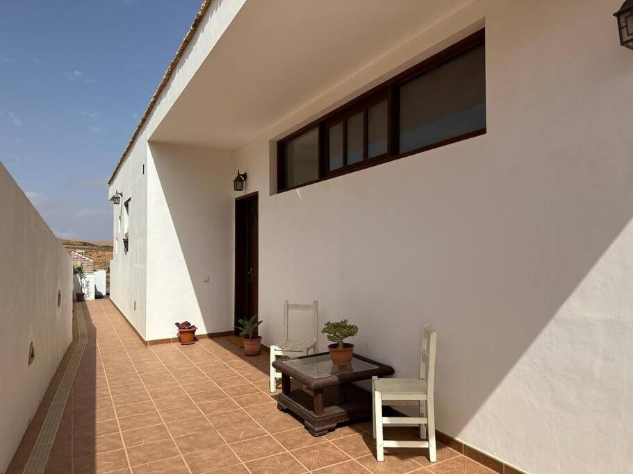 Private Villa With Pool In The Mountains Pájara Extérieur photo